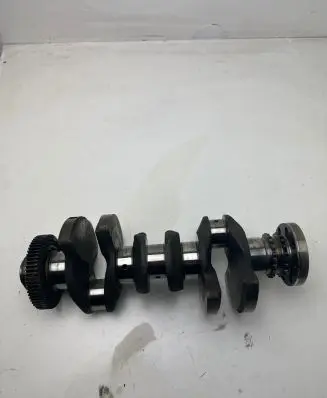 BMW 1 F20 F21 Crankshaft 858349102 6216032203 B37D15A