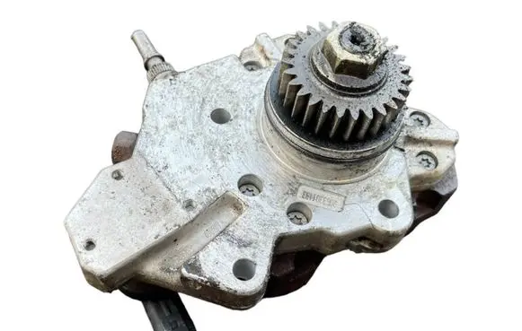 Renault Trafic II (X83) Fuel injection high pressure pump 8200680077 0445010099 00433139392