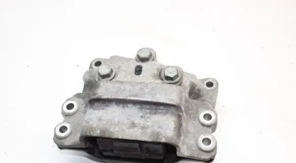 Audi TT TTS Mk2 Engine mount bracket 1K0199555AB