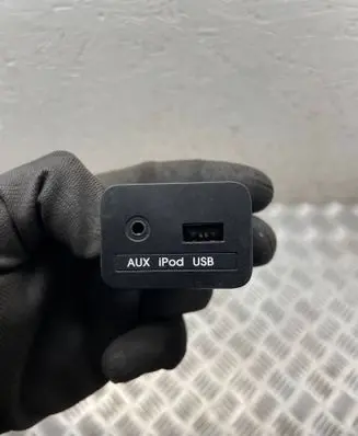 KIA Sportage AUX in-socket connector 961103W000 SLMB1109150364