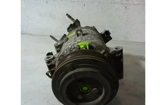 Ford Mondeo MK I Air conditioning (A/C) compressor (pump) DG9H-19D629-FD