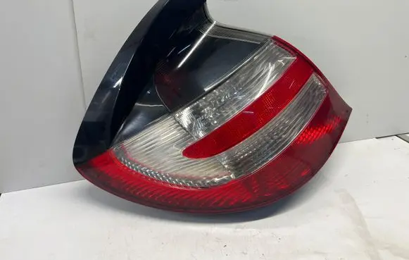 Mercedes-Benz C W203 Rear/tail lights A2038202564