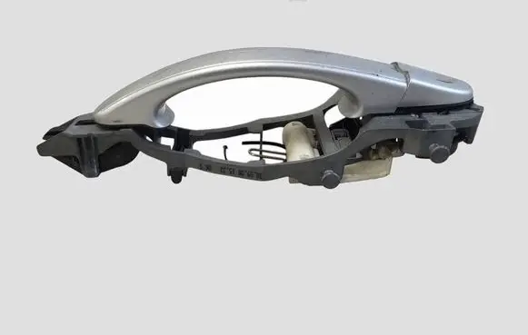 Volkswagen Golf Plus Front door exterior handle 5J0837886B 100837885B 100837886B