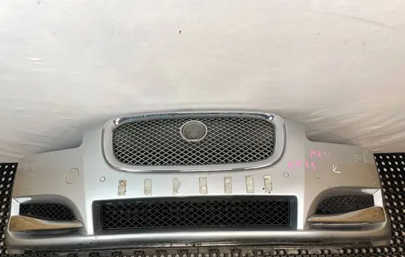 Jaguar XF X250 Front bumper