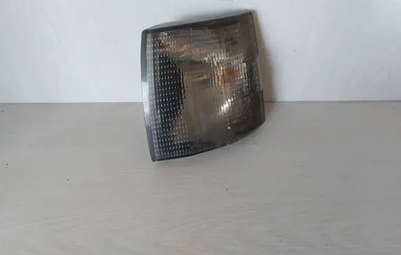 Volkswagen Transporter - Caravelle T4 Front indicator light
