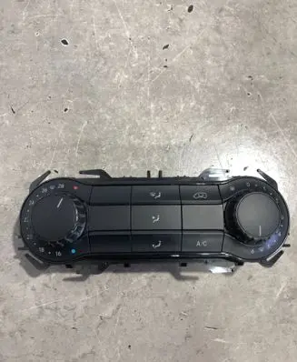 Mercedes-Benz V Class W447 Climate control unit A4479017903 A4479002912