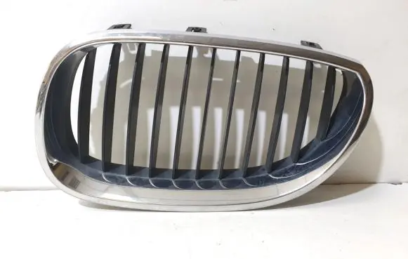 BMW 5 E60 E61 Bonnet/hood grill 