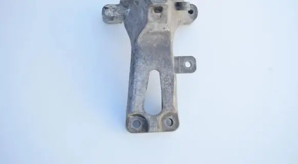 Audi A4 S4 B8 8K Engine mounting bracket 8K0199308BJ