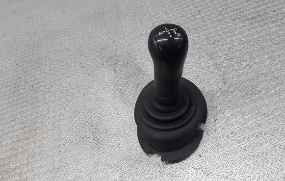 Ford Fusion Gear lever shifter trim leather/knob 2S617277BB
