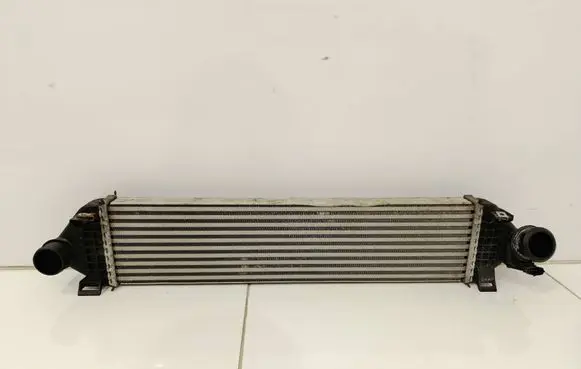 Volvo V40 Intercooler radiator BV619L440BE FCC7A Y3401005