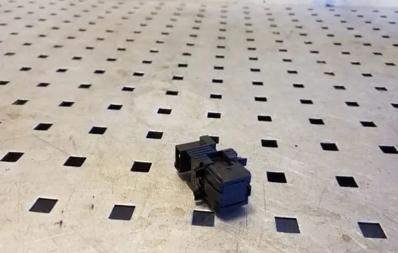 BMW X5 E53 Brake pedal sensor switch 91468896