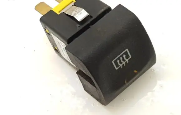 Opel Vectra B Windscreen/window heater switch 90457319