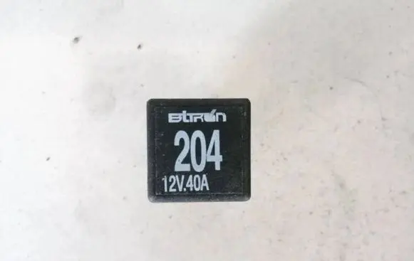 Volkswagen PASSAT B5.5 Other relay 431951253h