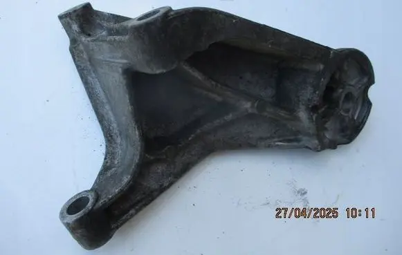 Volvo S70 V70 V70 XC Gearbox mount 1397889