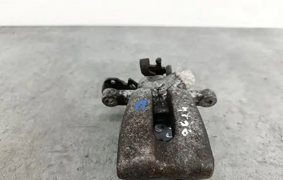 Opel Astra H Rear brake caliper 