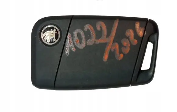 Skoda Superb B8 (3V) Ignition key/card 3V0959752