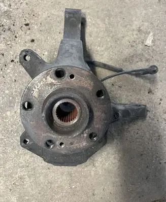 Renault Espace IV Front wheel hub spindle knuckle