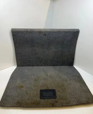 Trunk/boot floor carpet liner