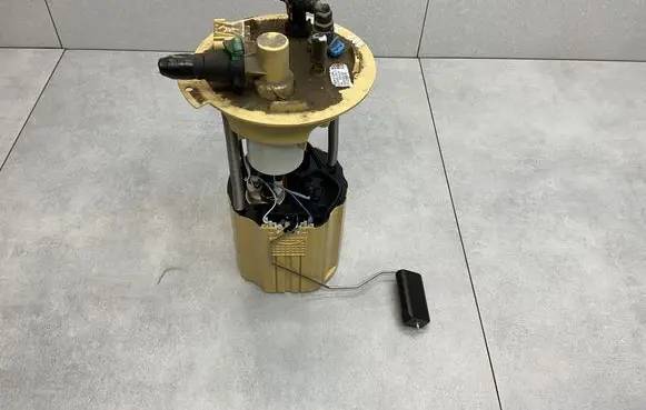 Opel Mokka X In-tank fuel pump 13516841