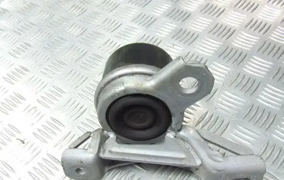 Land Rover Discovery Sport Engine mount vacuum valve 