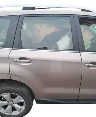 Subaru Forester SJ Rear door
