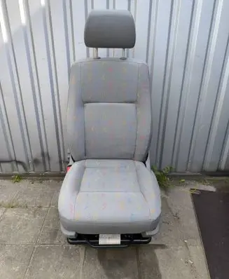Volkswagen Transporter - Caravelle T5 Front driver seat 