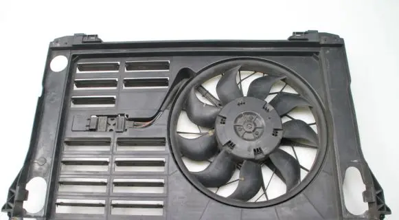 Audi A8 S8 D3 4E Radiator cooling fan shroud 4E0121205H