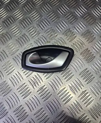 Renault Clio IV Front door interior handle 826730001R