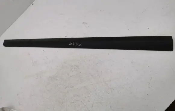 Ford Kuga I Front door trim (molding) 8V41S20307AA