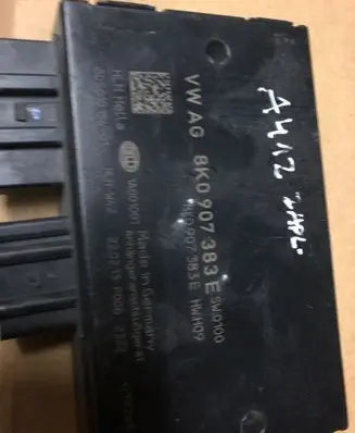 Audi A4 S4 B8 8K Tow bar trailer control unit/module 8K0907383E 0102631376