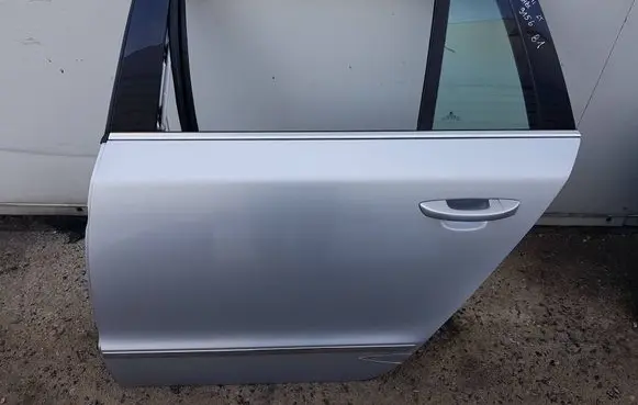 Skoda Superb B6 (3T) Rear door 