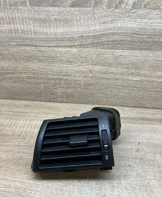 BMW 3 E46 Dashboard side air vent grill/cover trim 8361897 64228361897 369701