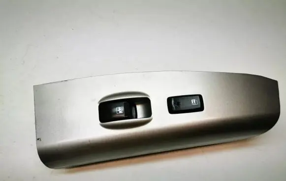 KIA Sportage Electric window control switch 4835151110 935751F500