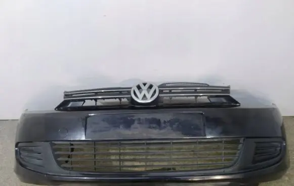 Volkswagen Golf VI Front bumper 