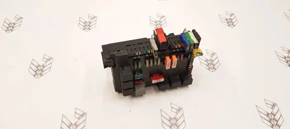Mercedes-Benz S W221 Fuse box set A2215404762 A2215403550