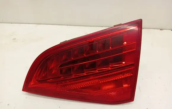 Audi A4 S4 B8 8K Tailgate rear/tail lights 8K9945094B 290609R