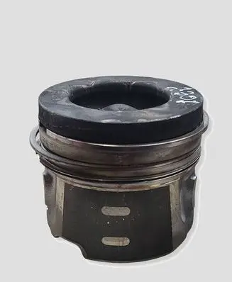 Volvo V60 Piston D4162T