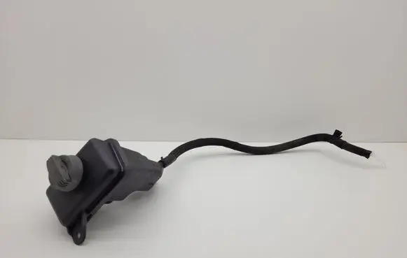 Power steering fluid tank/reservoir