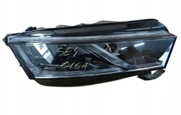 Skoda Octavia Mk4 Headlight/headlamp 5E4941016A