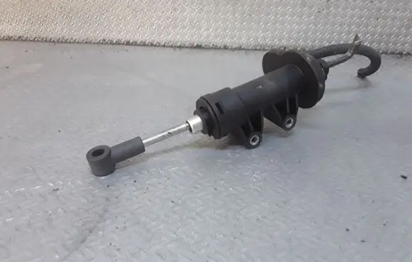 Audi A6 S6 C6 4F Clutch master cylinder 
