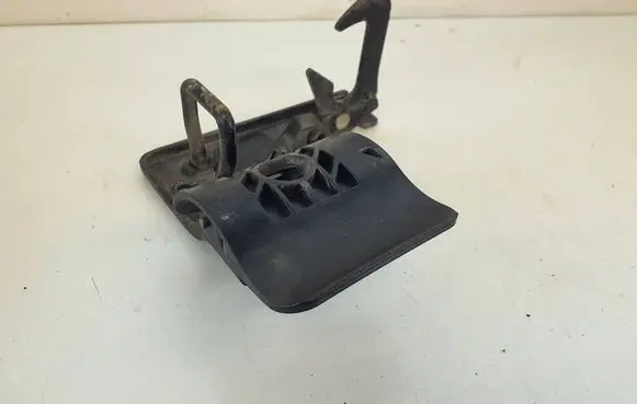 Engine bonnet/hood lock/catch