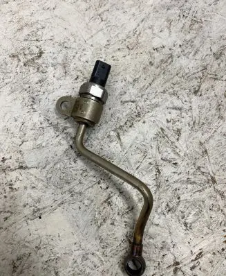 BMW 1 F20 F21 Exhaust gas pressure sensor 8574953