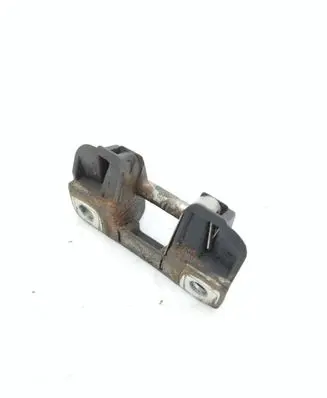 Mercedes-Benz E W210 Loading door lock loop/hook striker A2107400032