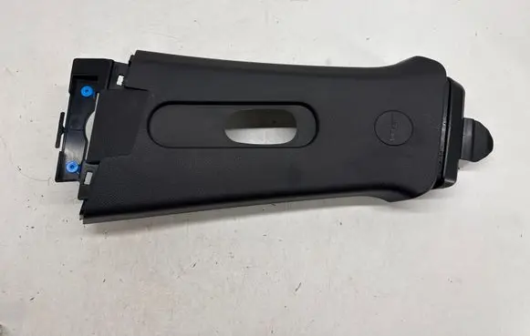 Dodge Hornet (B) pillar trim (top) 156178979