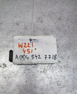 Mercedes-Benz S W221 Distronic sensor radar A0045427718