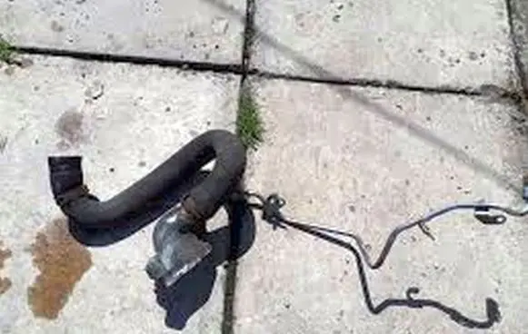 Opel Astra H Thermostat/thermostat housing 55564890