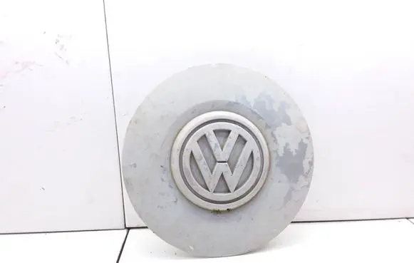 Volkswagen Golf III Original wheel cap 1H0601149A