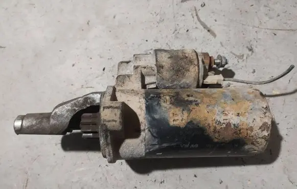 Audi A4 S4 B6 8E 8H Starter motor 059911023H 0001109021