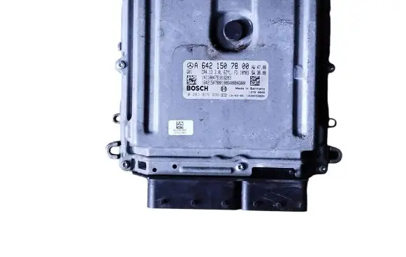 Mercedes-Benz ML W164 Engine control unit/module A6421507800 1039S33024 0281015936