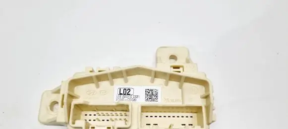 Hyundai Kona I Fuse module 91940CM020